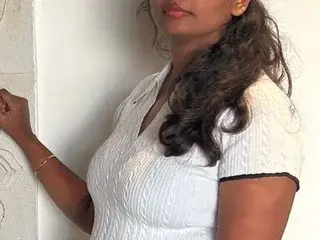 Streamate Nude Webcam of IndiannLaila