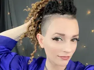 Streamate Adult Webcam of mistressquynnxxo