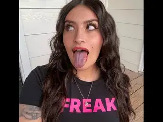 Streamate Best live sex cam show of SaigeKiljoy