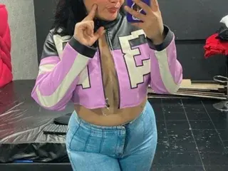 Streamate Private Sex Chat of Nicol_Holmes