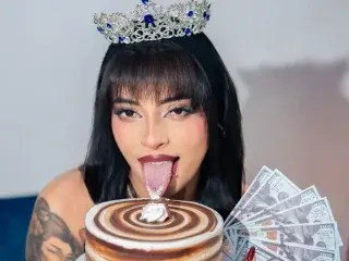 Streamate Free Porn Cam of MiiaaMonroe