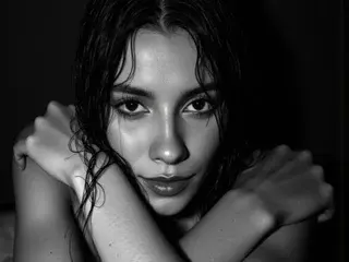 Streamate Live Sex of EmmaMorales
