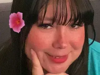 Streamate Watch Live Sex Cams of CuttieEsmeralda