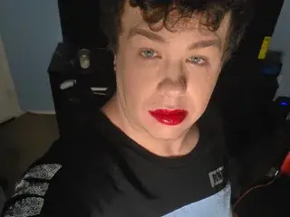 Streamate Live Sex of CuteDollVanessa