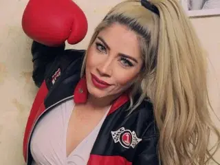 Streamate Sex Chat of viktoria_davis