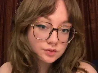 Streamate Nude Webcam of QuinnieKat