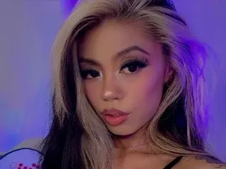 Streamate Nude Webcam of SilkyDanes