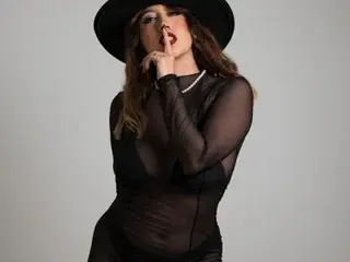 Streamate Best live sex cam show of LisaKiim