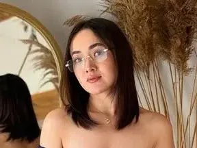 Streamate Private Sex Chat of ToraMika