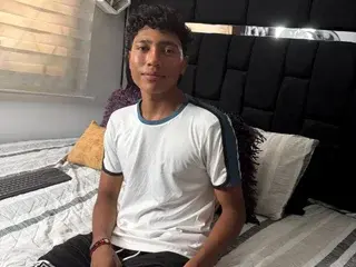 Streamate Best live sex cam show of clardrousee