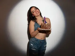 Streamate Sex Cam of SophiaBenett
