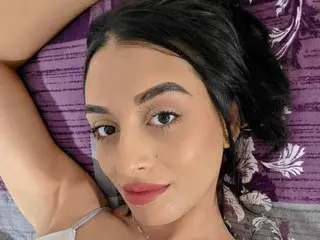 Streamate Free Live Porn of Lililth_Capri77