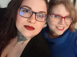 Streamate Watch Live Sex Cams of mistressmara_sumleah_bdsm