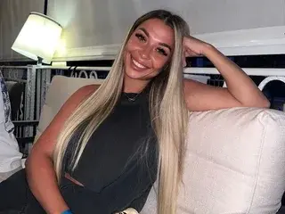 Streamate Live Sex of AssmerisingX