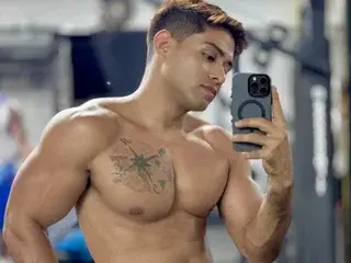 Streamate Best live sex cam show of LuciannoNixon