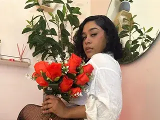 Streamate Free Porn Cam of YariRose