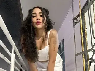 Streamate Watch Live Sex Cams of CastleBeauty