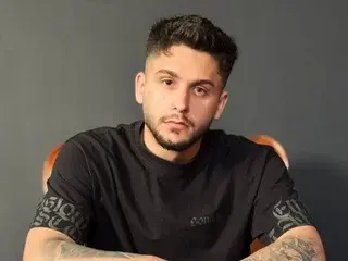 Streamate Sex Chat of TroyWade