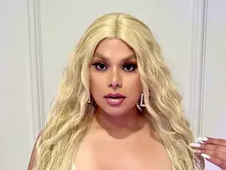 Streamate Live Sex Cam of TSBLONDIENYC