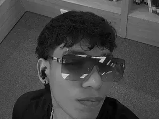 Streamate Live Porn of Jake_Falcon