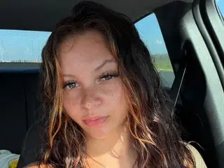 Streamate Adult Webcams of TattedPhoenixx
