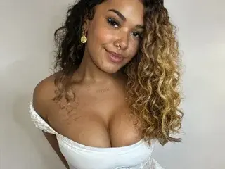 Streamate Watch Live Sex Cams of GraceFlower