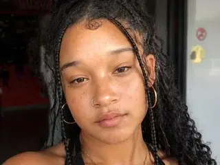Streamate Nude Webcam of NaughtyMe19