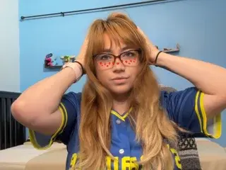 Streamate Live Sex Cam of SkyJonesXO