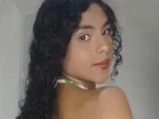 Streamate Free Porn Cam of ThalanaThompson
