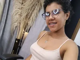 Streamate Free Porn Cam of MiaPaytonnn