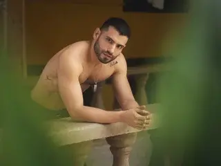 Streamate Free Porn Cam of DereckVega