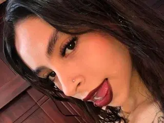 Streamate Nude Webcam of AmbeerRosse