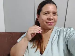 Streamate Watch Live Sex Cams of LucianaHot4u