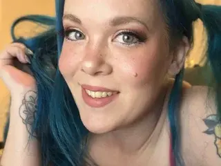 Streamate Watch Live Sex Cams of TemptingTiny