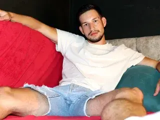 Streamate Live Sex Cam of LeonVane
