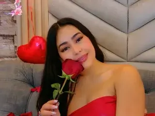 Streamate Free Porn Cam of ThaliaGlow