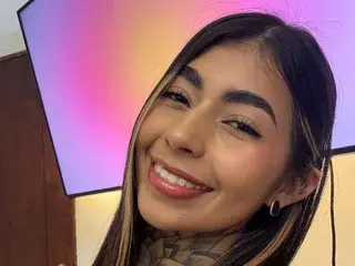 Streamate Sex Cam of ValkiriaRose