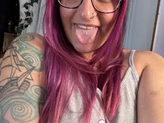 Streamate Free Live Porn of PoppyPrynne