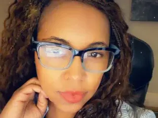 Streamate Live Porn of SweetRedPeach