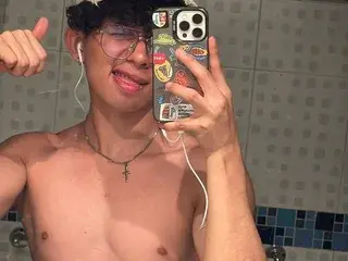 Streamate Sex Cam of lyan_twink