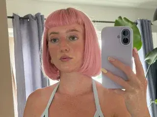 Streamate Free Porn Cam of LittlemisscuteypieX