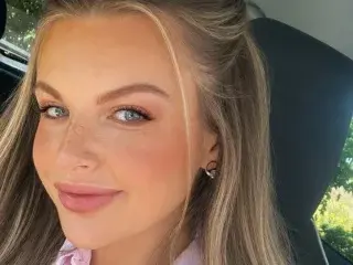 Streamate Nude Webcam of ArabellaRoseheyxx