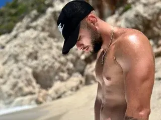 Streamate Live Porn of Nicholassx