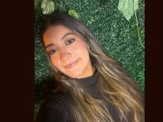 Streamate Sex Cam of Sharlotte_Rose