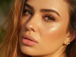 Streamate Live Sex of angelina_rousee