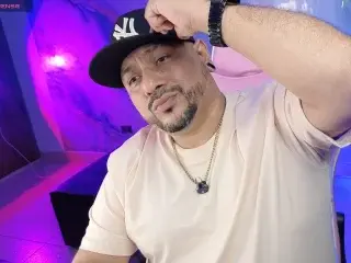 Streamate Adult Video Chat of Bigass_Bear