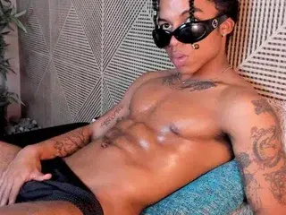 Streamate Sex Chat of Black_tentationx