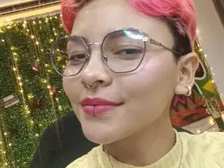 Streamate Adult Webcam of Hannah27