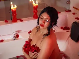 Streamate Free Live Porn of alisoncooperxxx
