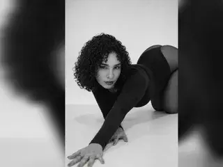 Streamate Watch Live Sex Cams of salmaanaur
